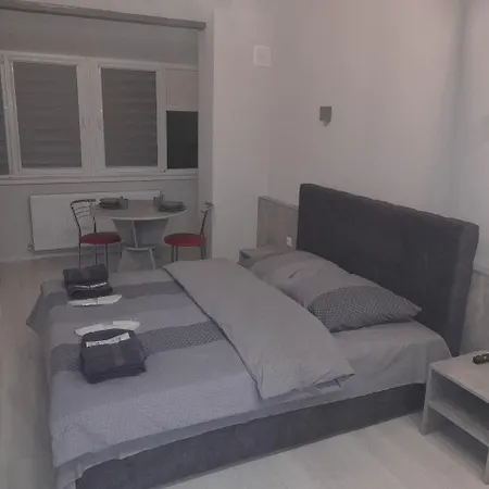 Hotelroom 11 Uzhhorod Exterior photo